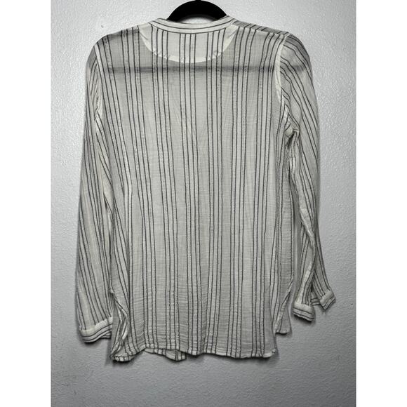 Vince Shirt Top Striped White Blue Cotton Blue Button Front Long Sleeve Sz 6 - Picture 3 of 4
